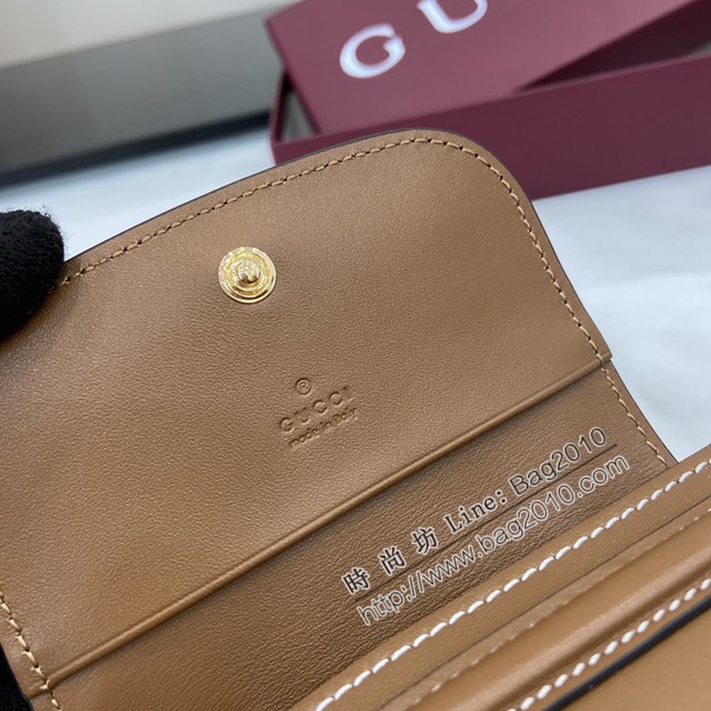 Gucci專櫃古馳最新款圓形互扣式雙G標識卡片夾卡包零錢包 jh2678型號：818811